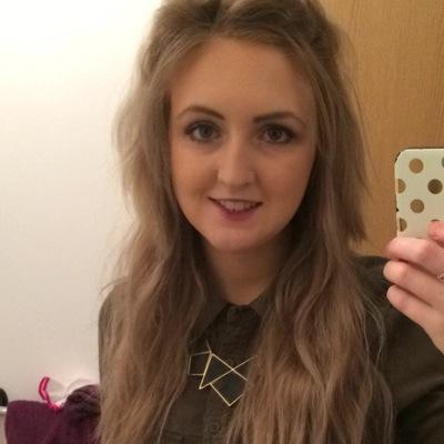 Nina_Halligan's profile picture. Instagram: ninahalligan