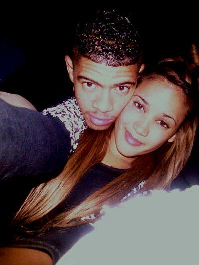 SpOnGeBetTy_11's profile picture. ◦Gemini•11•06♡◦ | ◦@MorneNako♡◦| ♡◦#MyEverything ♡| ∞♡22•11•2013♡∞|╔♡♥ᴹᴷᴺ♥♡╗