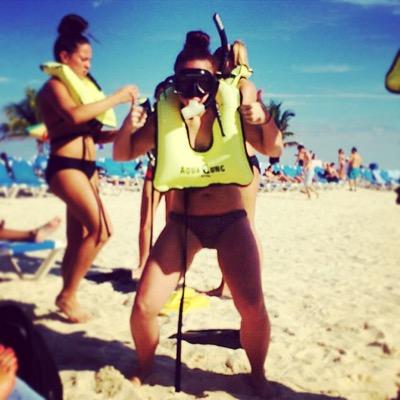 tayynen's profile picture. Don't wonder why people go crazy wonder why they don't