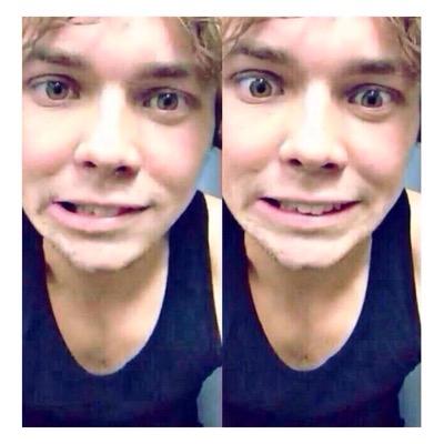 I gave you a free follow to help you gain so follow @damnastxn for me please