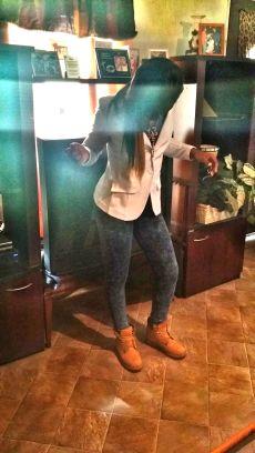 Yeah ! Im Cutee. ! Hate Petty People . Taken ❤️  02/18/2014 . #Vante'sWifey
go FOLLoW mE on IG: @Officially__Gorgeous3