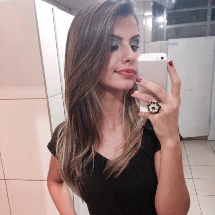 Não tente ser a pessoa mais perfeita do mundo, seja o melhor que você pode ser, seja melhor que ontem.