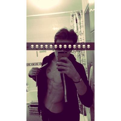 Larner1996James's profile picture. 