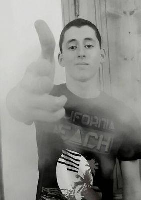 RayaneBenameur's profile picture. #28y