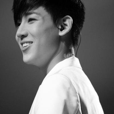 ไม่รู้จักเเต่อยากจะทักทาย♡ -/- #crayonline