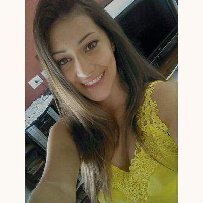 Muitos tentarão te fazer tropeçar no caminho, mas quem decide se vai cair, é você. ✌❤