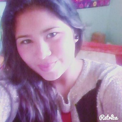 •and love me more each day / Y EL CADA DIA ME ENAMORA MAS •