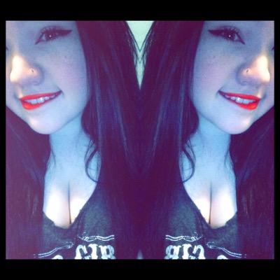 ashlynpaige0's profile picture. 