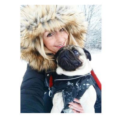 Social worker. Animal lover. Pug Mum. 
'Be the change you want to see in the world'.