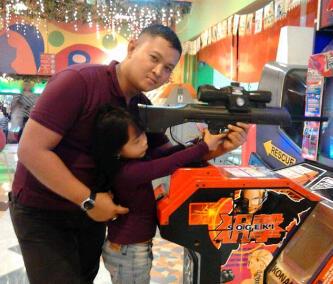 MenJual boncengan anak