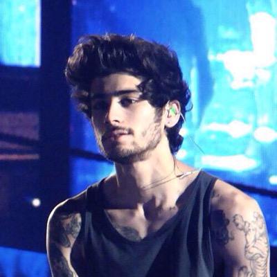free follow from @sweetheartslut , she would be really grateful if you would follow her back on that account!! :)