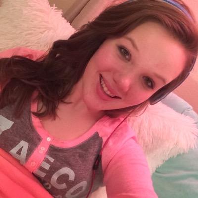 whazzzzzup y'all! i like food and music. can u follow @ashirwinisme which is my main account??? ily!!!