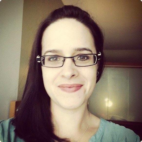 Kindergarten teacher in Winnipeg, Manitoba who is looking to connect with other teachers and learn some new things to bring into the classroom.