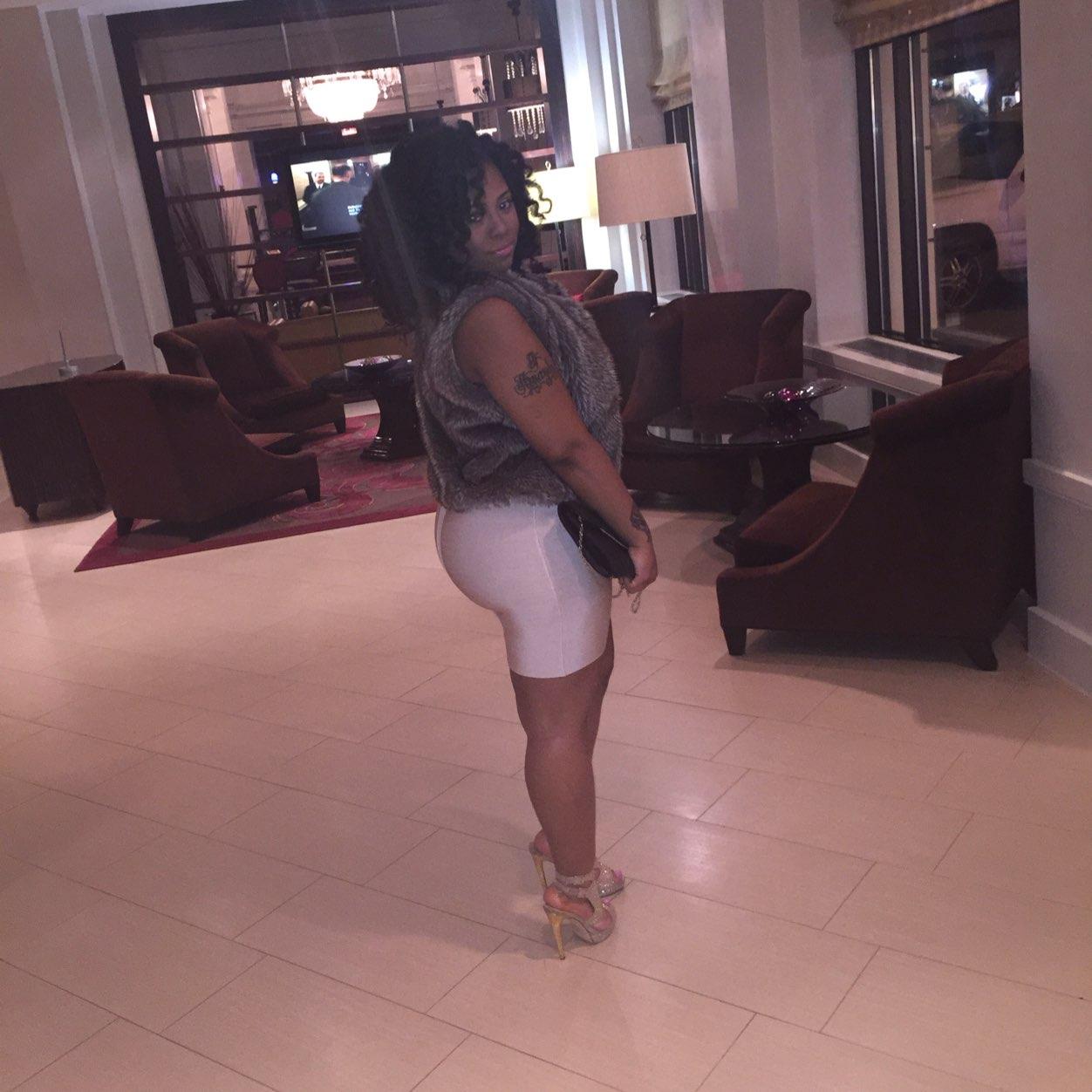 jazzabelle615's profile picture.  Gemini ,Professional Bartender, Sister, Aunt,& Friend