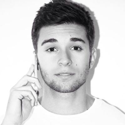 Rt link in bio/follow to be put in solo DM with @JakeMiller somebody |loves you and your sunshine will follow you soon so don't give up| inactive sometimes