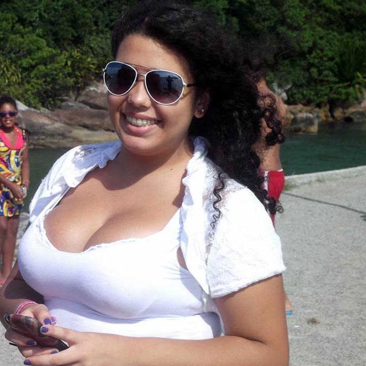 17 Anos, Taurina, Namorando, Não chore, não se humilhe. Diga foda-se e sorrie.
