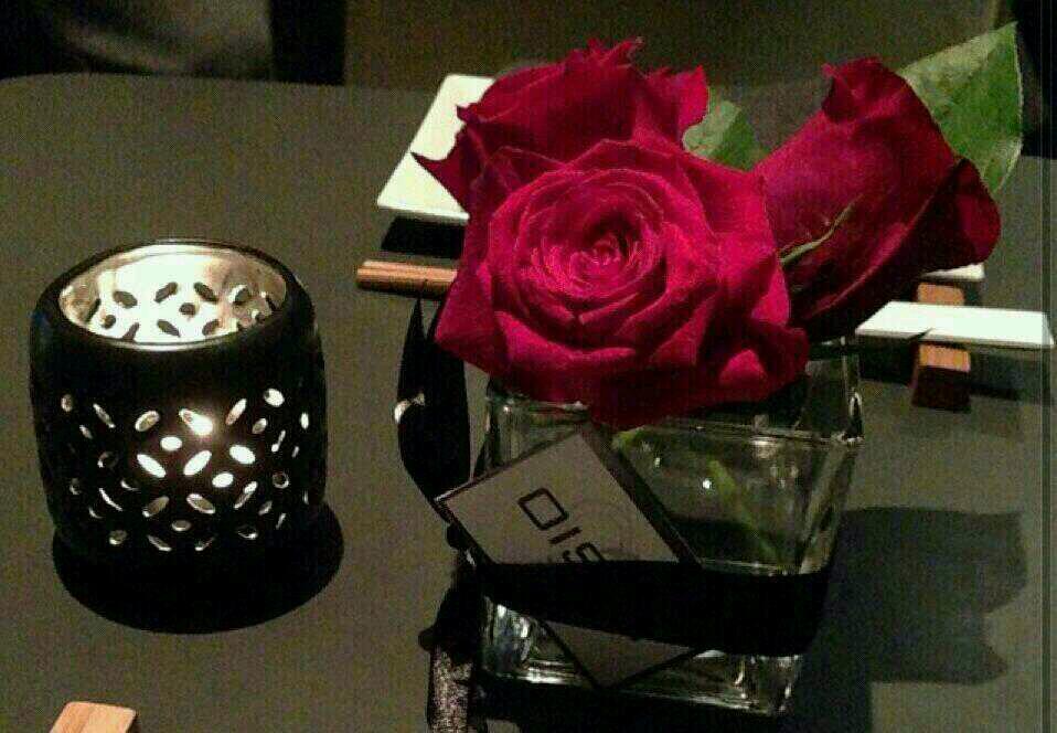 ‏‏‏‏‏وردة لكل من يزور مفضلتي &واتشررف بمتابعتكم لي ؛ instgram: memo_9883