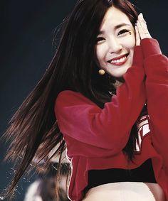 Duplicate STEPHANIE HWANG! 89 #MonstaPink #SNSD #Eliters