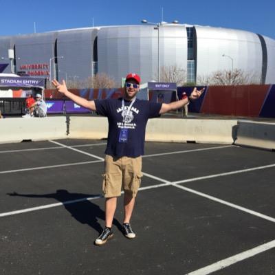 3 time Super Bowl attendant, Masters & US Open patron. QB of the couch. journeyman wireman in the international brotherhood