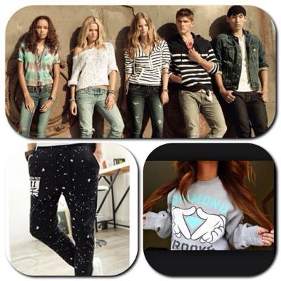 Living High On Life! Posting Dope Fresh Apparel everyday 24/7 365! ~I don't own the rights to anything I post.~
Retweet&FollowBack