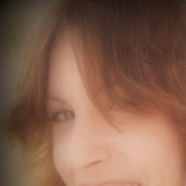 Just a country girl with a big heart! Passionate about my faith and family and my country .  Christian .Mom. Mimi.
