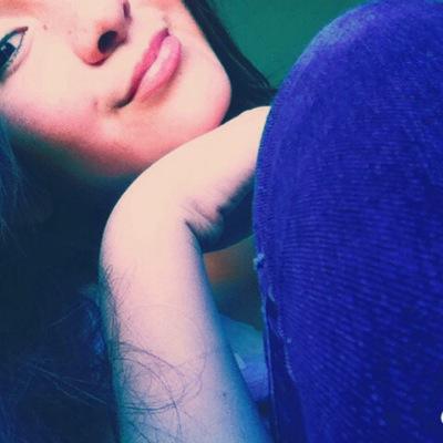 MearisMakyah's profile picture. theres noting like US