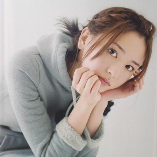 ドラマ「リーガルハイ」・CM「雪肌精」で大活躍の新垣結衣ちゃんの情報を徹底的にお伝えー！気に入ったらRTお願いします！