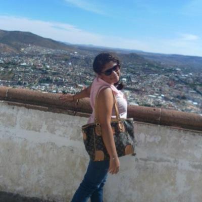 ElizabethSerr11's profile picture. 23 años.. sensishiita y carijmatica.. :)