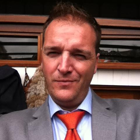 #SalesEntrepeneur #BusinessAdvisor #ProblemSolver  #Cloud #DigitalFirst

Opinions and tweets are my own.