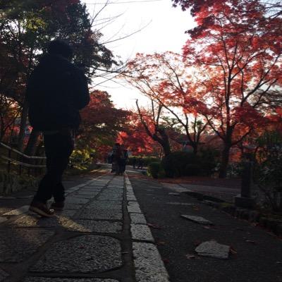 2015年はどんな年にしようかな…
自称アクティブな人間（笑）でも、上手く言ってた人生だとは思ってない。周りからすごい！と言われてたけど、いざ挑戦してみると自分の無力さに痛感…このままではダメだ。自己投資を惜しむことなかれ。未来を掴みとろうと奮闘中！でもまだまだ甘いや（笑）と笑う大学生 めっちゃおもろいこと呟こっと