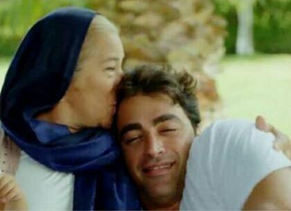mehmet ağanın hanımı alinin annesi memoyla ecenin babaannesi (parodi hesabıdır)