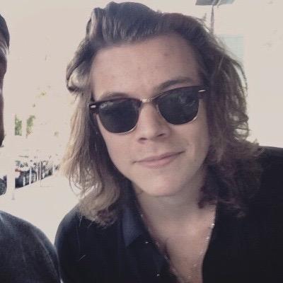 Free Follow!! You don't need to follow this account, xoxo