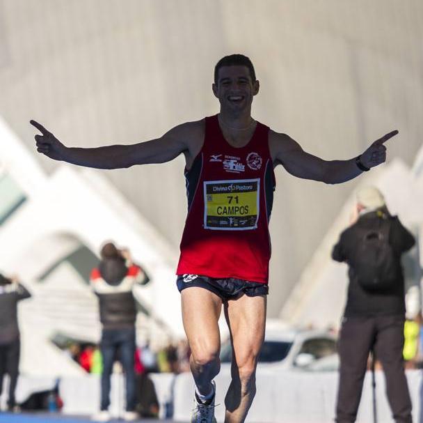 Aprendiz de triatleta y maratoniano en mis ratos libres.