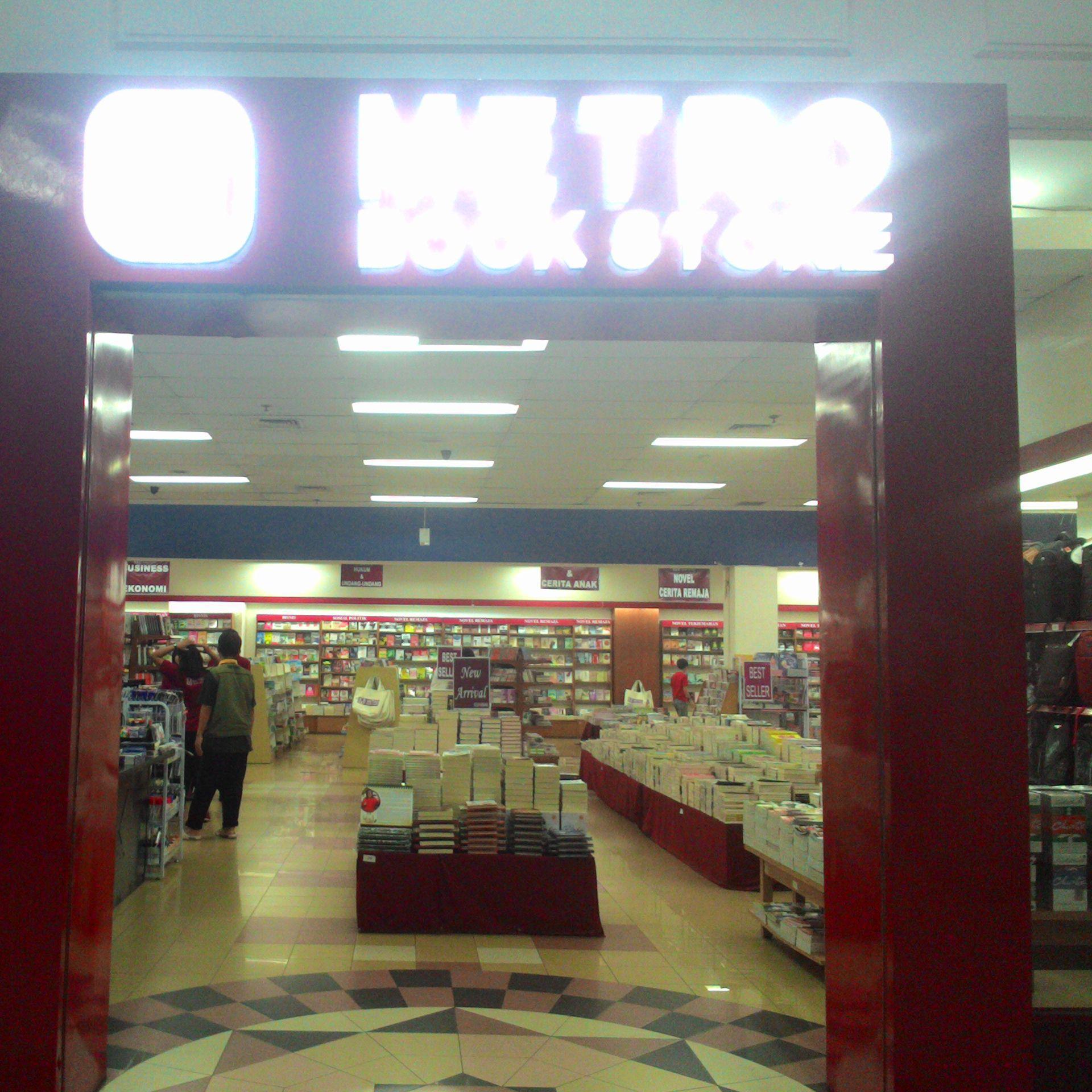 Buku Murah Setiap Hari!!!!!! Come join us and get your favorite book :) (021-5315-4095)
