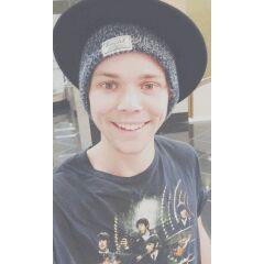 EspSelenaGomez's profile picture. ♥ Selena Marie Gomez =My angel without wings, my hero without a cape, my queen without a crown Hart= Demetria Devonne Lovato ♥ {Delena is forever}