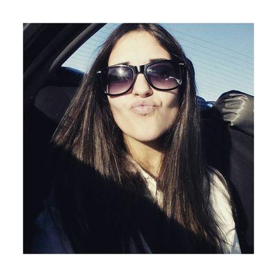. Instagram: mari7523.