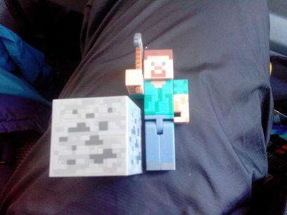 yuuallencs7092's profile picture. 多一點番茄醬，多一點芥末醬
hold住美乃滋!