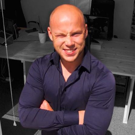 RobVanHaaren's profile picture. Persuasive designer & Blogger @ http://t.co/5MvN6hm7ym