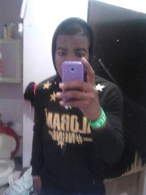 DeronAshley's profile picture. 