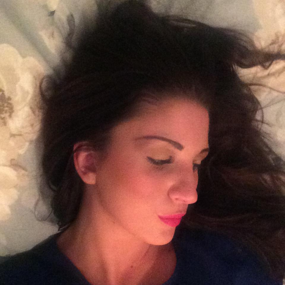 PoppyBoox's profile picture. 😘