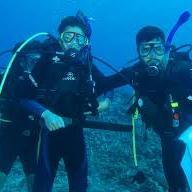 richard_ALCM's profile picture. guitarist @GlowmusiC_ || guitar lovers || effect lovers || additional player || loud music wing || blues lovers.