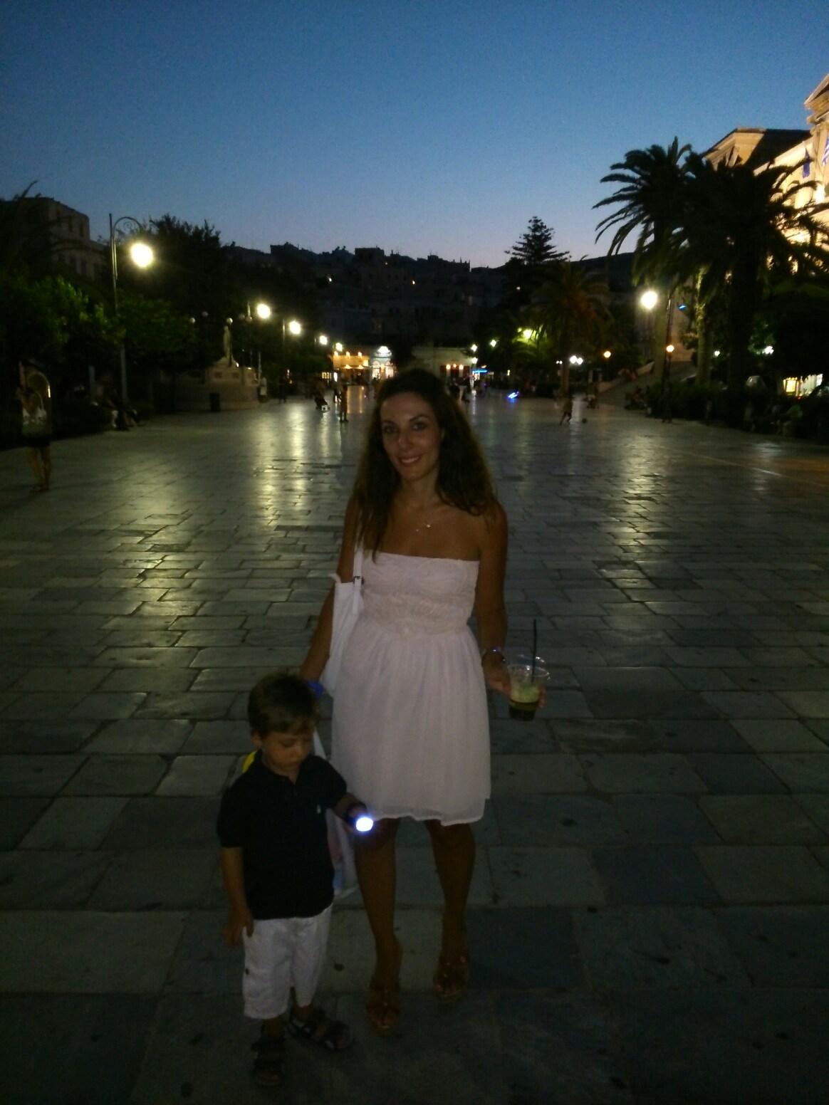 vickysiouti's profile picture. 