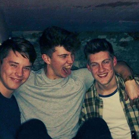 cb2step's profile picture. 