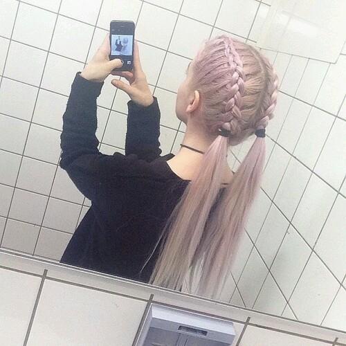 Ellia____'s profile picture. 