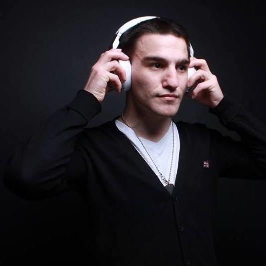 Magicstrom's profile picture. Tony commence à mixer en Afrique Sénégal dans la ville de Dakar, à l’âge de 19 ans en discothèque 2010. Il crée ça première ambiance Soleil dans le club