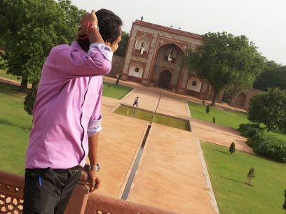 student of civil engineering, more interested in history. और अपने बारे में क्या बताये,खुद समझ रहे हैं और अभी.