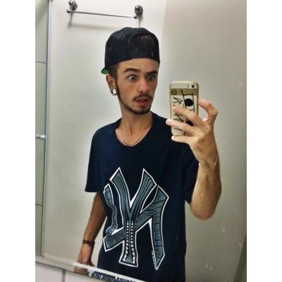 é isso ✌️
