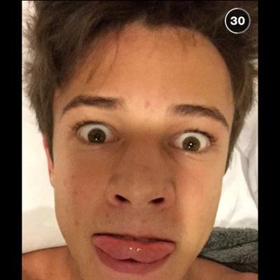 FREE FOLLOW!!!! GO FOLLOW @CamsGlowStick DMS TO @SEBTSB AND HAS ACCESS TO 2/12!!
READ TWEET BELOW
⬇️⬇️⬇️⬇️⬇️⬇️⬇️⬇️