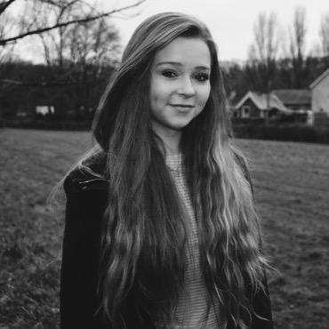 elliehumphries1's profile picture. ✖More issues than vogue✖