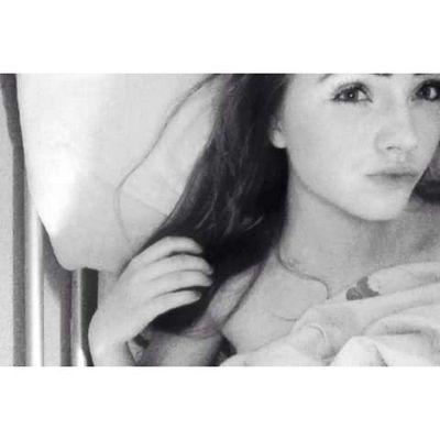 im Bella. single pringle . abit slutty  i love sex basically